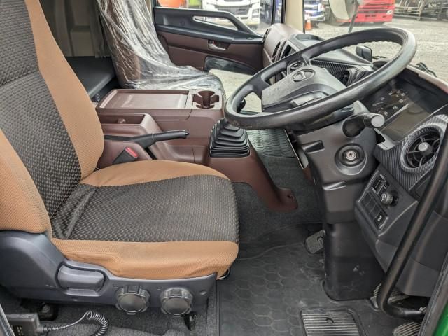Hino RANGER 2019-08 7306715-27