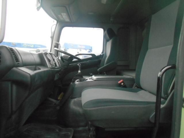 Hino RANGER 2015-09 7306717-18