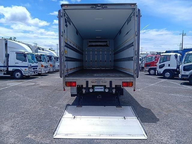 Hino RANGER 2017-01 7306718-11