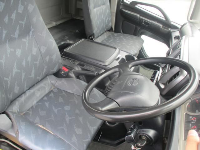 Hino RANGER 2014-10 7306714-25