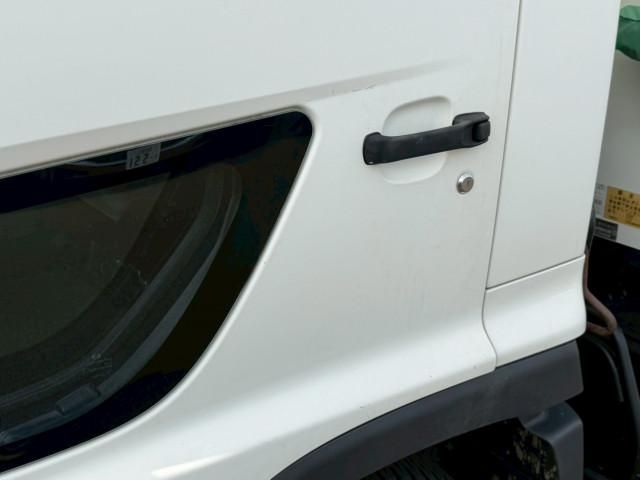Hino RANGER 2017-03 7306716-19