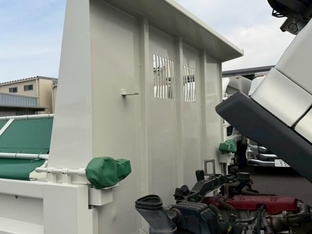 Hino RANGER 2017-03 7306716-23
