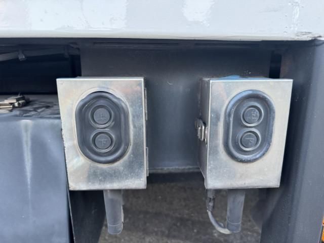 Hino RANGER 2015-02 7306699-18