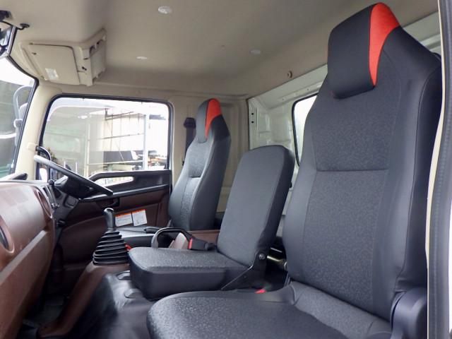 Hino RANGER 2018-10 7306706-16