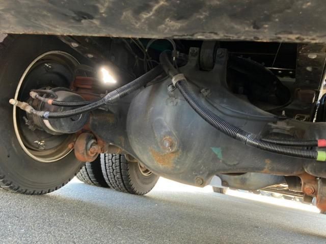 Hino RANGER 2018-05 7306700-15