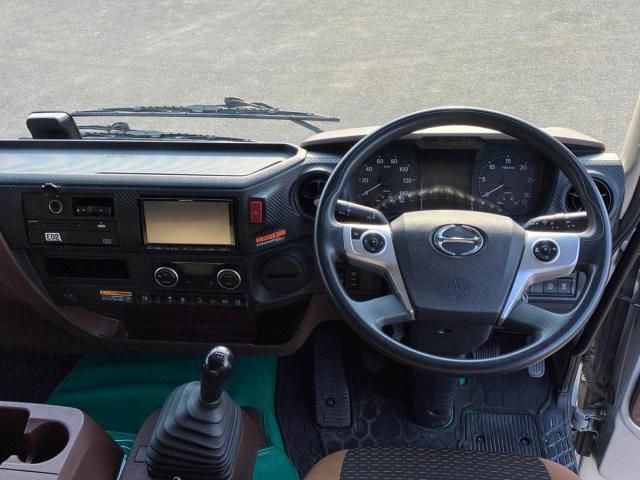 Hino RANGER 2018-05 7306700-20