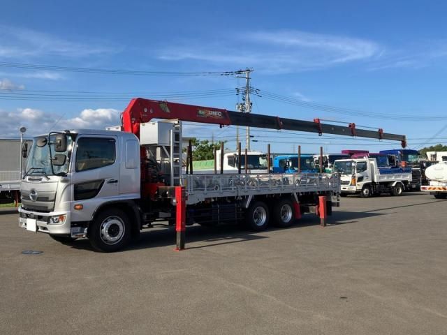 Hino RANGER 2018-05 7306700-4