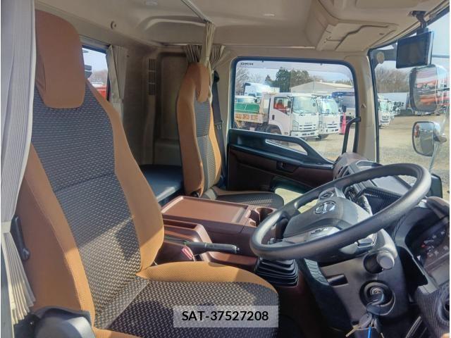 Hino RANGER 2025-07 7359494-19