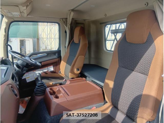 Hino RANGER 2025-07 7359494-20