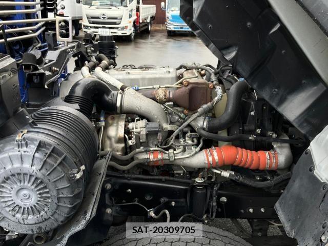 Hino RANGER 2021-08 7359495-17