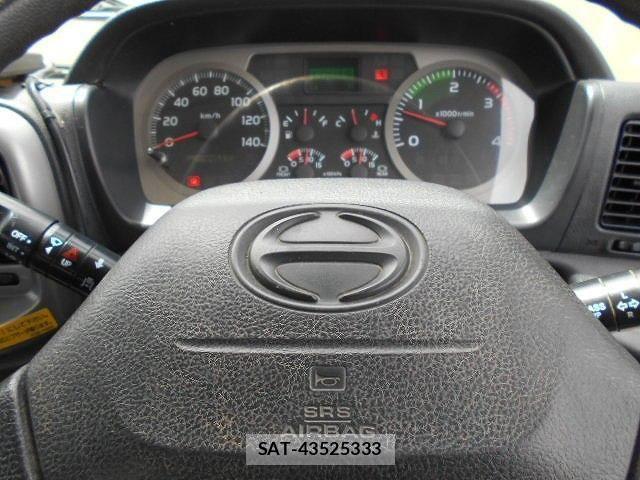 Hino RANGER 2017-02 7359508-11