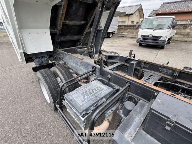 Hino RANGER 2014-03 7359513-15