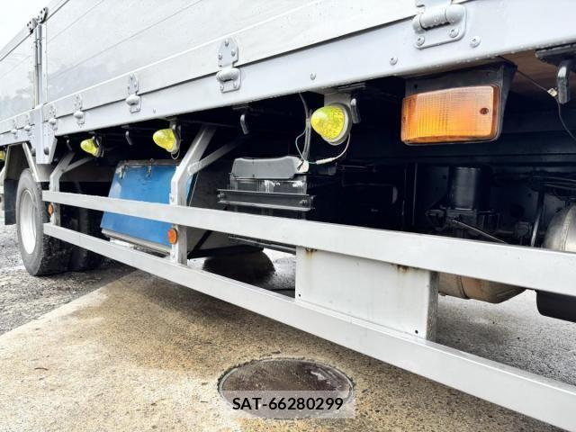 Hino RANGER 2016-02 7359497-25