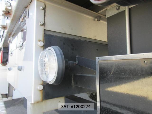 Hino RANGER 2016-01 7359512-15
