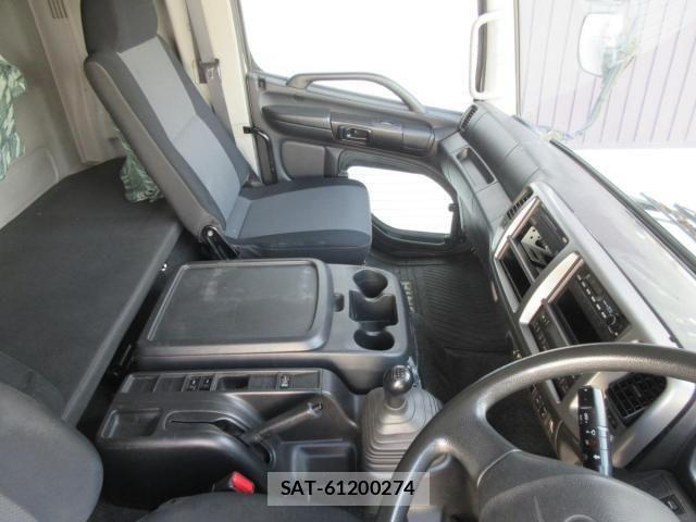 Hino RANGER 2016-01 7359512-28