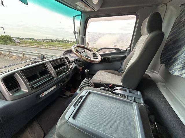 Hino RANGER 2005-08 7383934-16