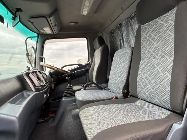 Hino RANGER 2005-08 7383934-17