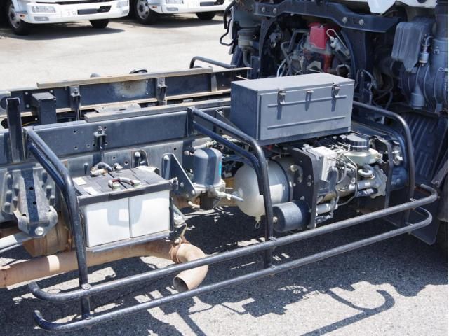Hino RANGER 2015-10 7383942-15