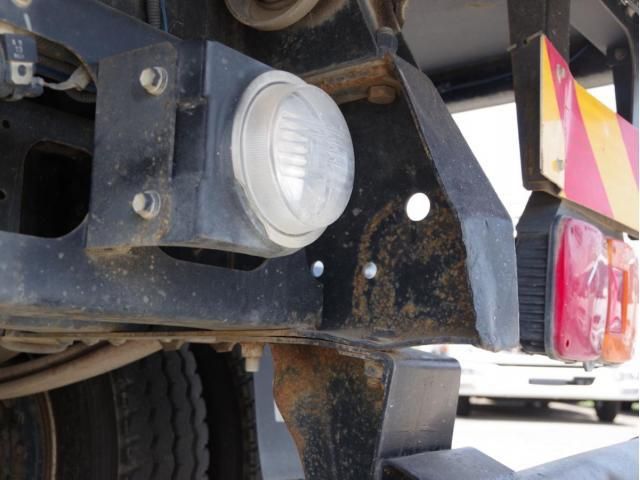Hino RANGER 2015-10 7383942-23