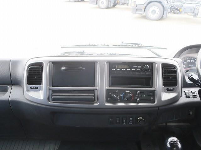 Hino RANGER 2014-09 7383937-13