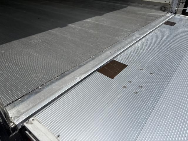 Hino RANGER 2014-11 7383939-13