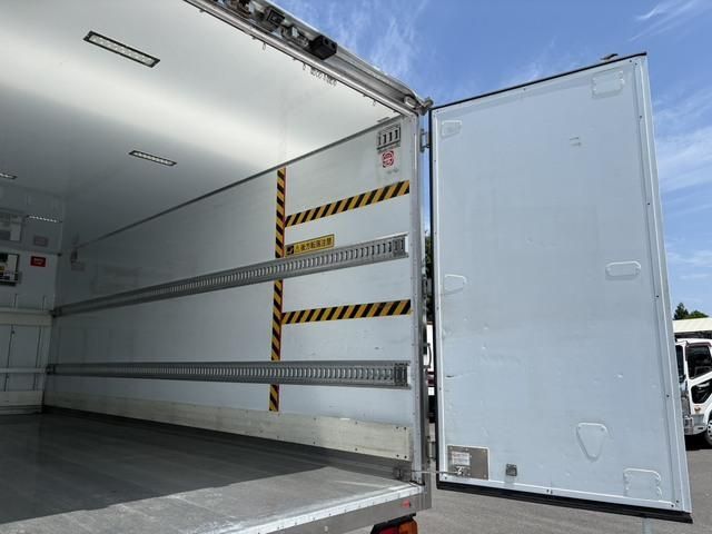 Hino RANGER 2014-11 7383939-20
