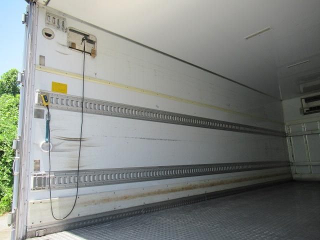 Hino RANGER 2016-03 7383952-16