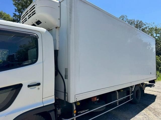 Hino RANGER 2015-02 7383944-13