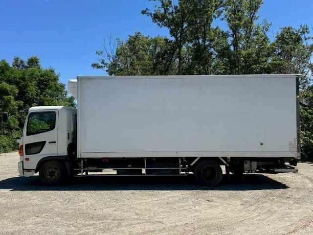 Hino RANGER 2015-02 7383944-2