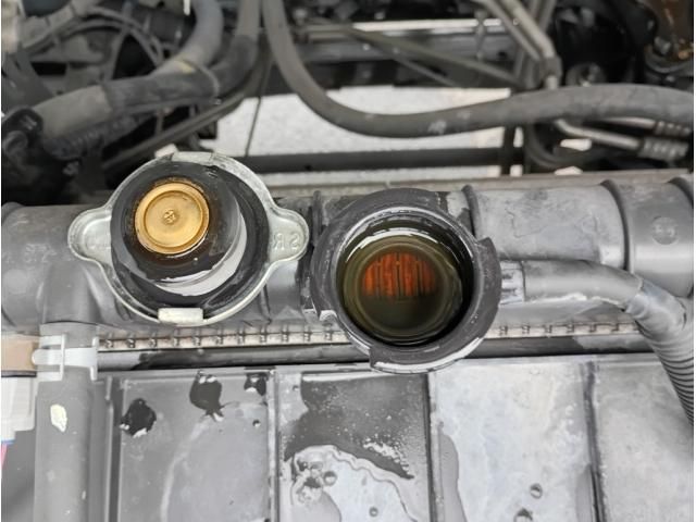 Hino RANGER 2016-06 7383938-15