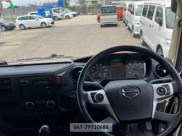 Hino RANGER 2021-03 7393806-1