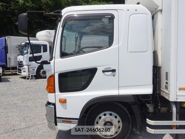 Hino RANGER 2013-06 7457177-12