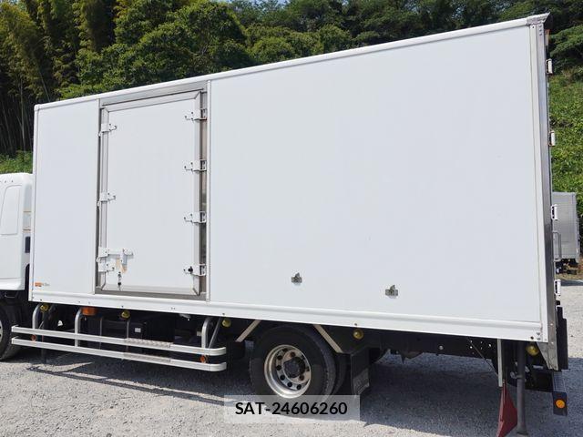 Hino RANGER 2013-06 7457177-8