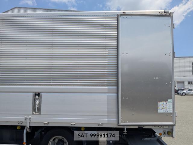 Hino RANGER 2023-01 7502483-13