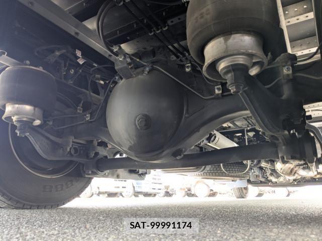Hino RANGER 2023-01 7502483-18