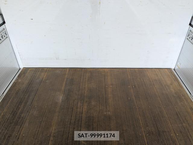 Hino RANGER 2023-01 7502483-27