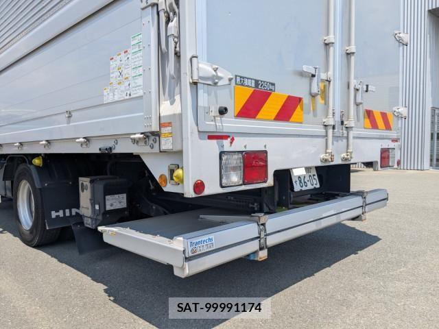 Hino RANGER 2023-01 7502483-4