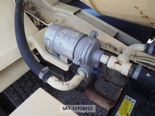 Hino RANGER 2015-05 7502514-13