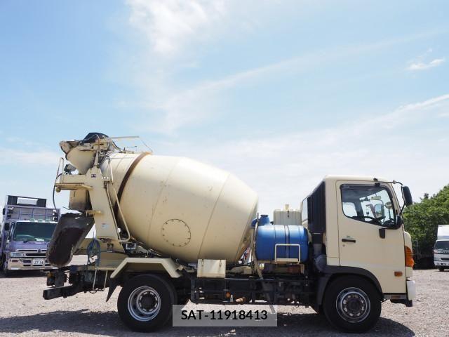 Hino RANGER 2015-05 7502514-5