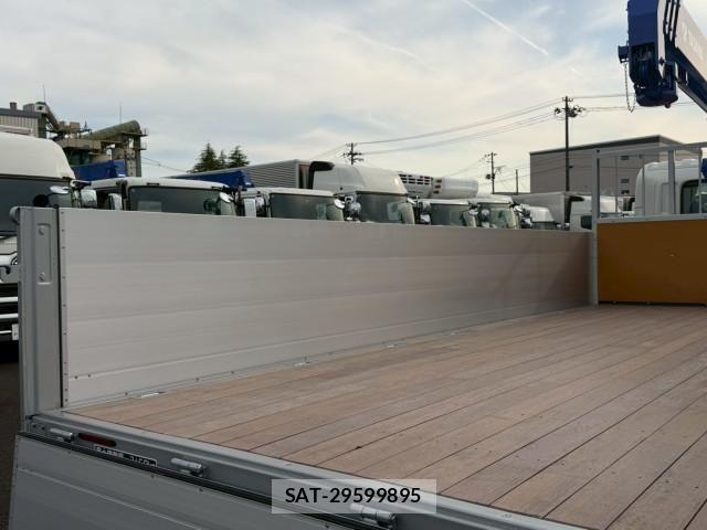 Hino RANGER 2024-10 7502480-8