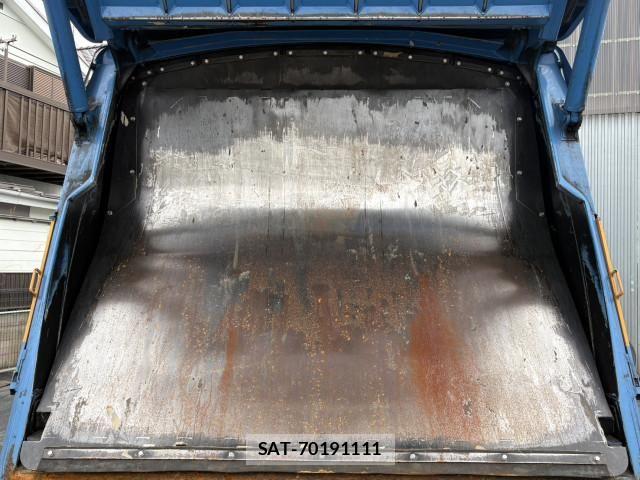 Hino RANGER 2014-10 7502496-21