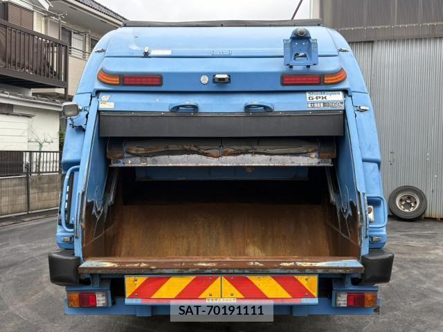 Hino RANGER 2014-10 7502496-8