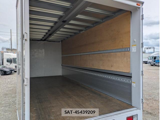 Hino RANGER 2023-09 7502488-13