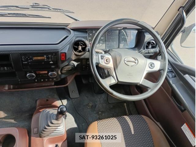 Hino RANGER 2019-04 7502493-23