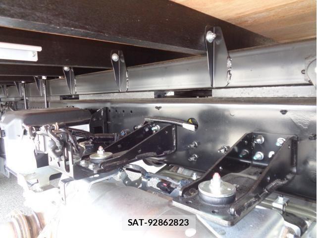 Hino RANGER 2025-10 7502479-13