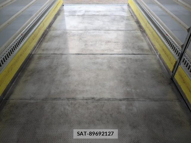Hino RANGER 2022-09 7502486-18