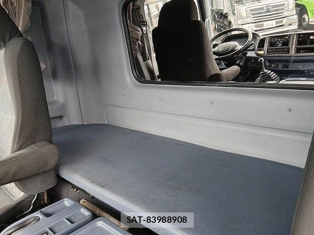 Hino RANGER 2006-02 7502513-12