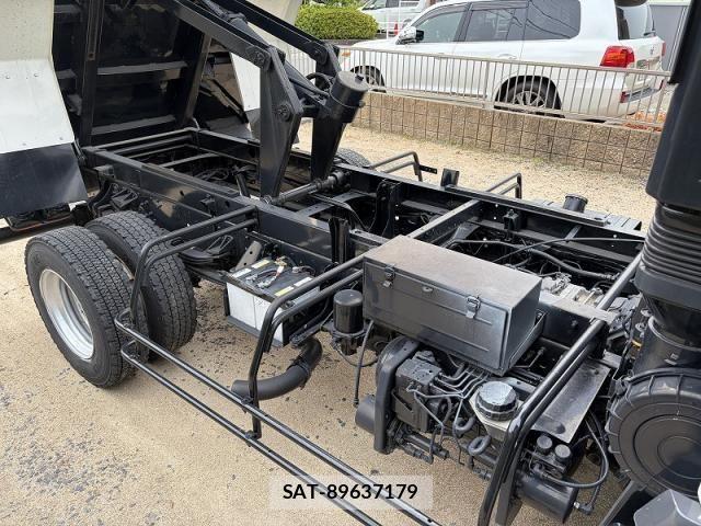 Hino RANGER 2012-02 7509834-11