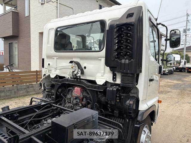 Hino RANGER 2012-02 7509834-13