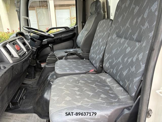 Hino RANGER 2012-02 7509834-25